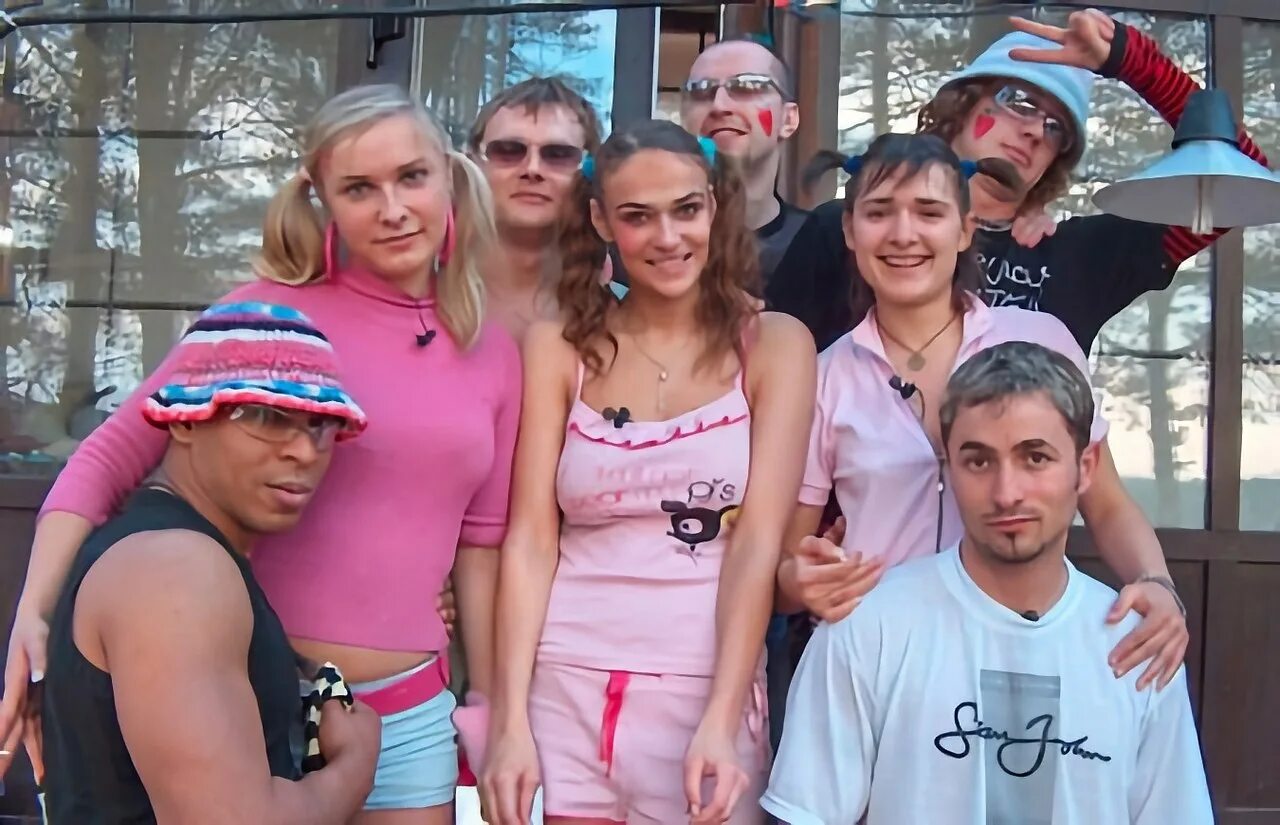 Дом 2 впервые. Дом 2 первые участники. дом 2 2004 год участники. дом 2 2005 участники. дом 2 первый выпуск участники.