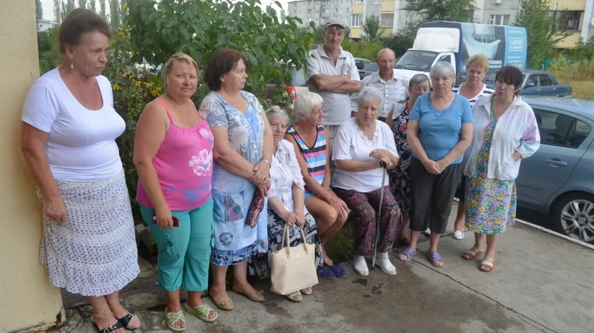 Погода в семилуках. Снег выпал в новошахтинске. Погода семилуки воронежской на неделю. Погода семилуки воронежской на неделю. Палласовка.