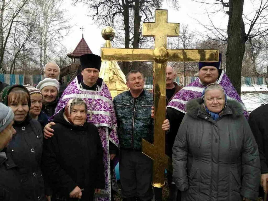 Погода в алпатьево. Алпатьево храм. Село Алпатьево Луховицкого района. Село Алпатьево Луховицкого района Московской области.