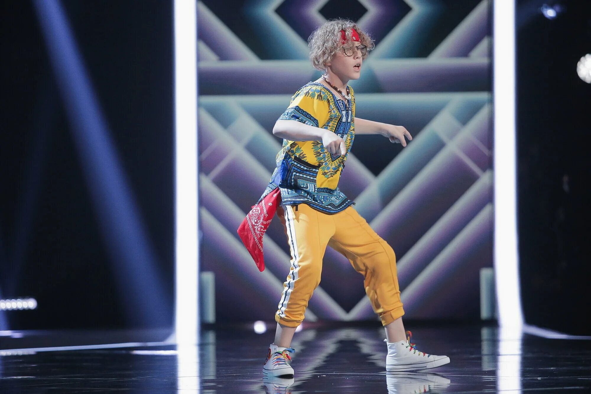 модные танцы 2021. танцы 2021. жюри танцы на тнт 2021. танцы на тнт 2021 команды. танцы 2021.