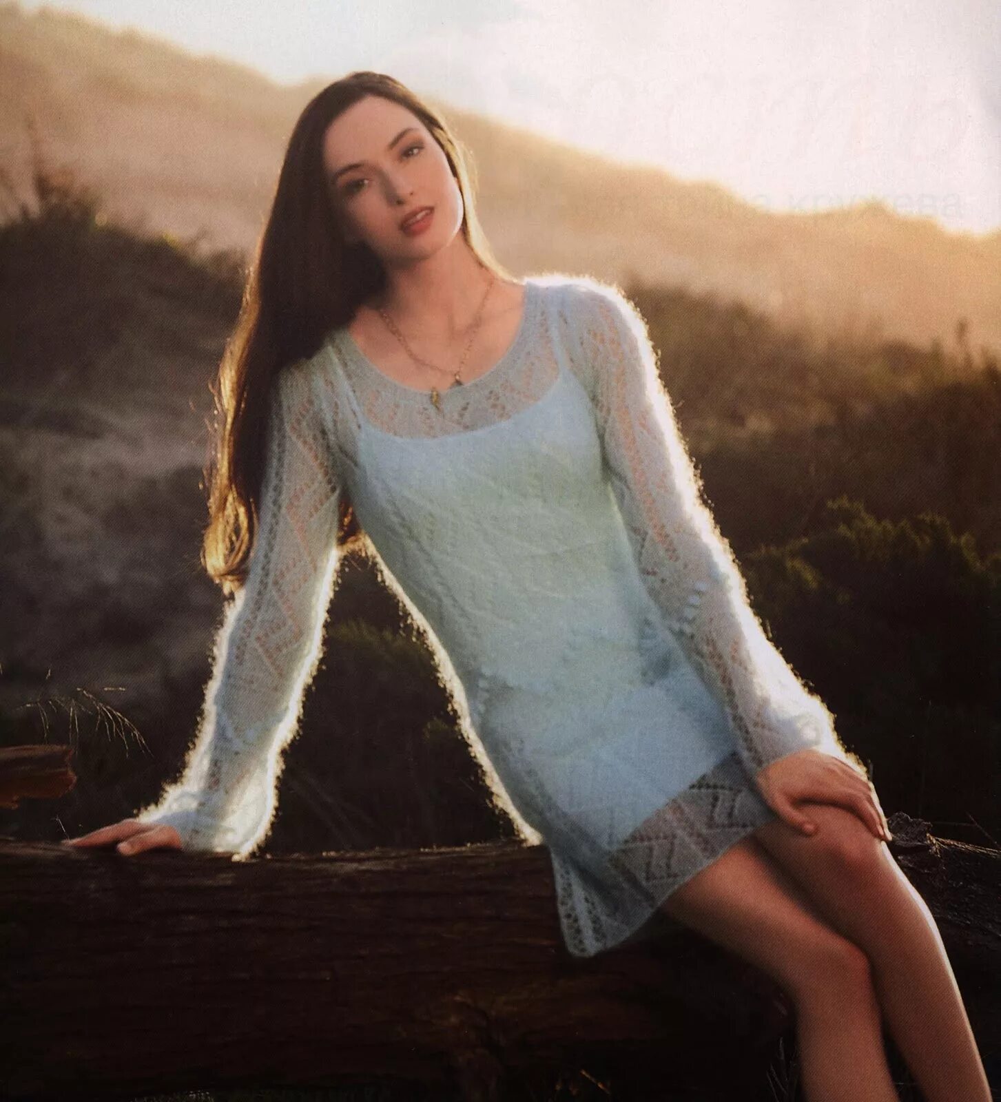 Вязаные платья-verena. Туника из мохера спицами. Мохеровые свитера 2022. Верена платье из мохера. Черный мохеровый джемпер.