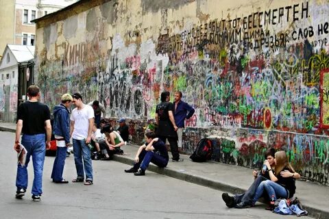 Стена в москве