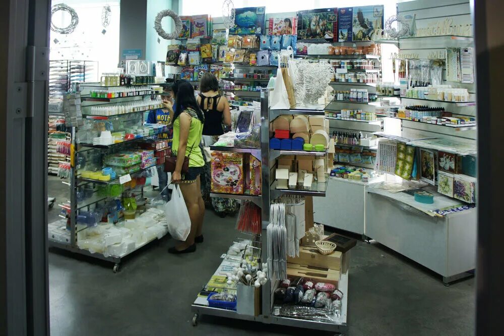 рукоделие картинки. логотип рукодельницы. швейные иллюстрации. лаборатория рукоделия. лаборатория рукоделия.