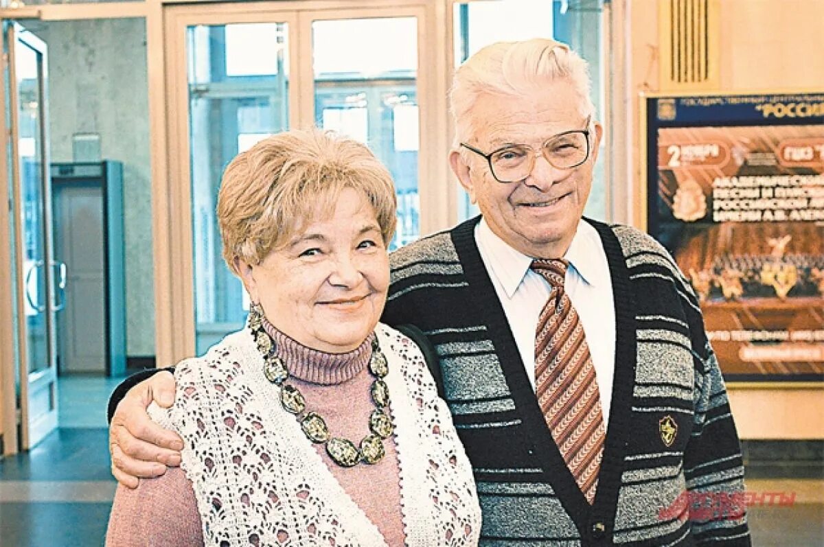 50 лет какая свадьба выплаты. Супруги за 50. сколько платят супругам прожившим в браке 50 лет и более в красноярске.