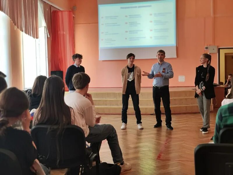 школа 1862 учителя. школа 1862 классы. беседа со школьниками. гбоу школа № 1862. школа 1862.