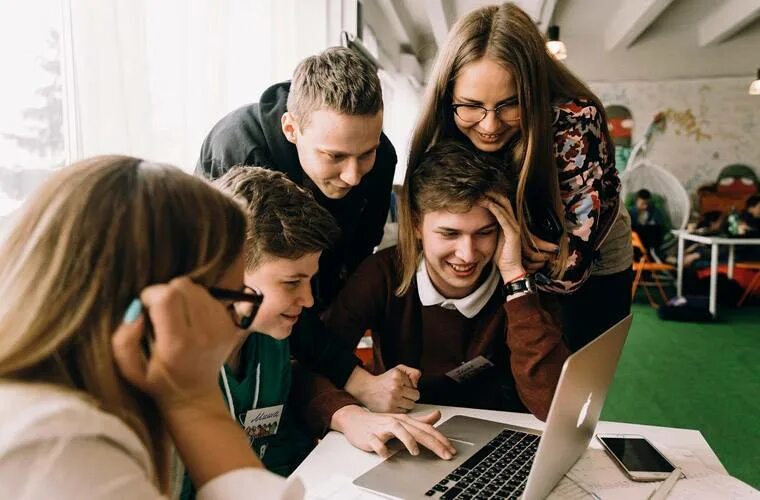 Бизнес проекты для подростков 5 Ways Millennials Built My Empire Millennials, Millennials work, Business peopl