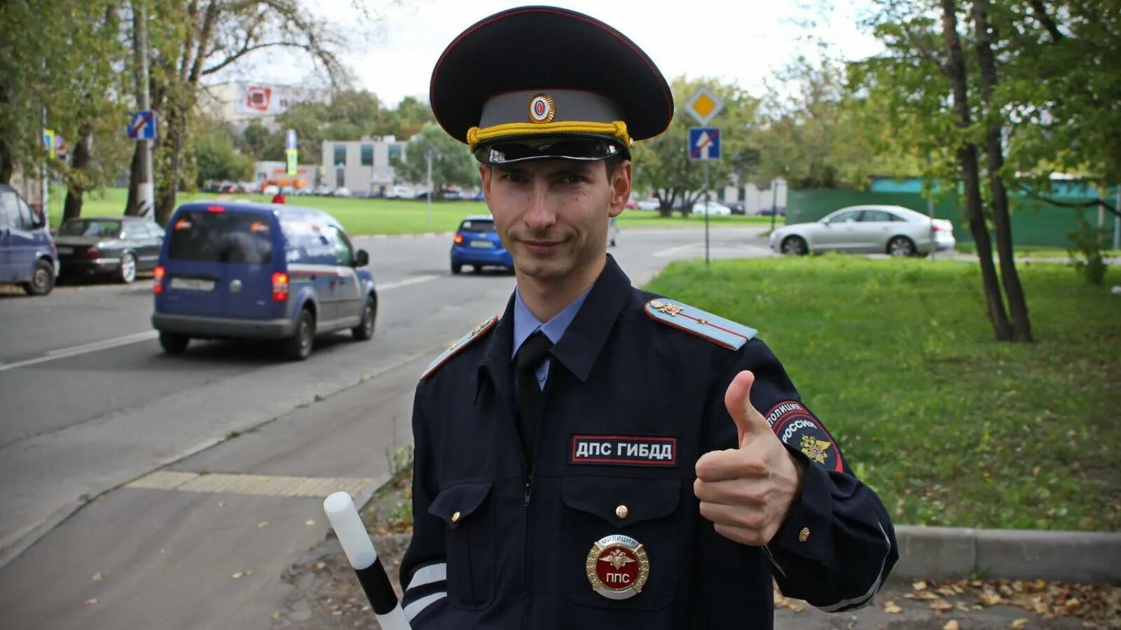 Найти инспектор. Сотрудник дпс. полицейский гаи. российский полицейский. инспектор гаи.