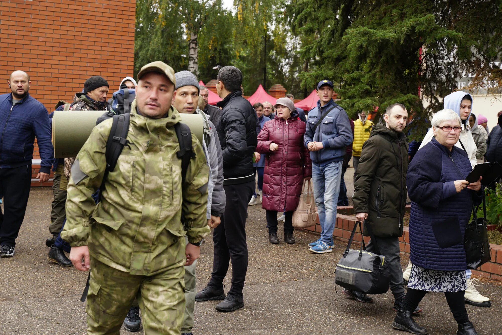 Свежие новости сегодня про мобилизацию в россии. Мобилизованные в Татарстане. Мобилизация бойцов РФ. Семьи мобилизационных. Частичная мобилизация 2022.