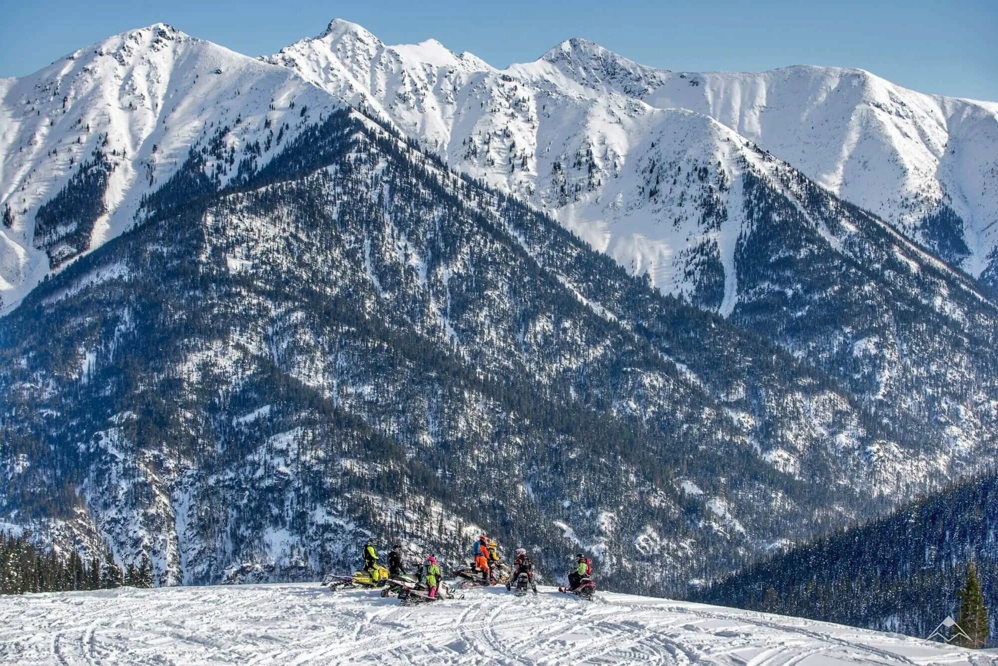 Мамай иркутск гора. Гора мамай в бурятии. Ущелье мамай на байкале. Мамай байкал. Мамай горы иркутская область.