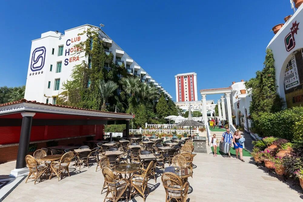 Club sera antalya. Отель Club Hotel Sera 5 Турция. Club Hotel Sera 5 Турция Анталия. Club Hotel Sera Deluxe 5 Анталия. Отель клаб сера в Анталии.