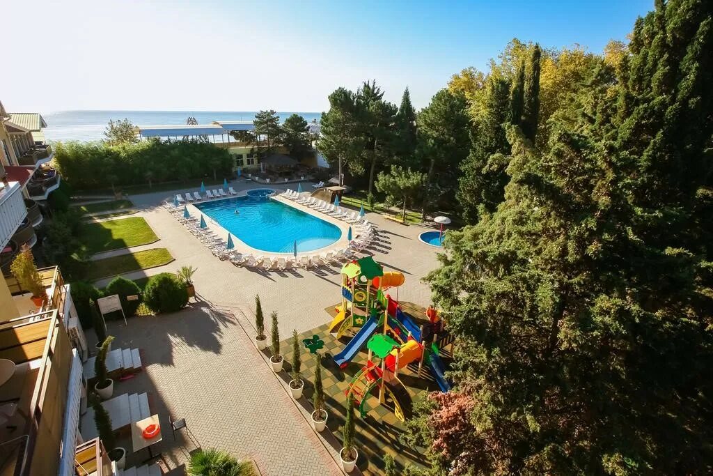 Пансионат демерджи алушта. Отель скай маре алушта. Демерджи 3* крым. Санаторий киев крым. Парк отель демерджи алушта.