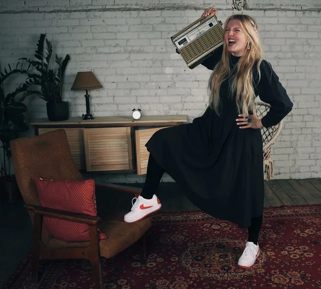 лена годдесс ножки. Daria kaplan dead blonde. Cruel goddess lena. богиня блоггер. богиня блоггер.