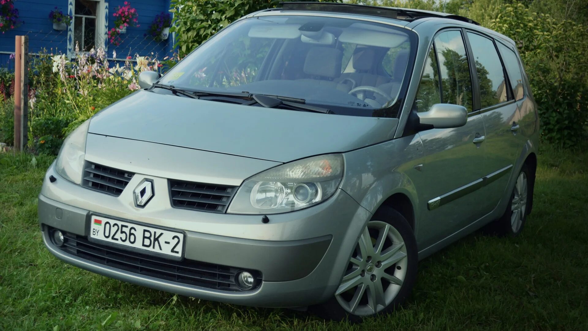 Рено сценик 2 2004. Renault scenic ii 2004. renault scenic 2004. рено гранд сценик 2004. renault grand scenic 2004.