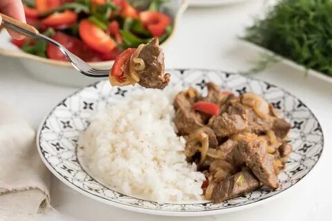 Свинина тушеная с рисом