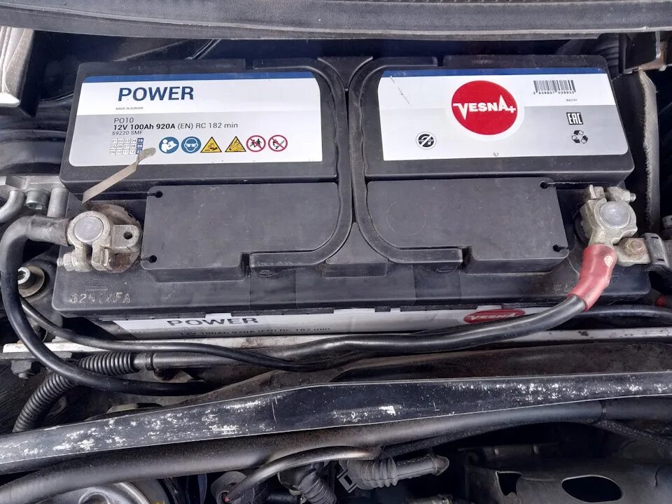 А6 с5 аккумулятор. Ауди а6 акб. Аккумулятор ауди а3 2006 2,0. Ауди а6 с7 аккумулятор. Аккумулятор ауди а6 с5.