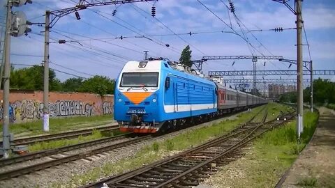 Поезд 523