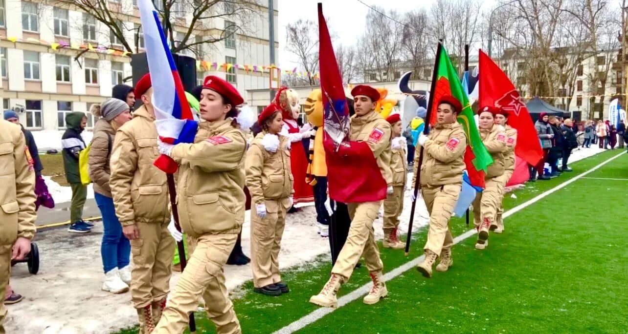 Патриотические развлечения. Патриотические праздники. Патриотический праздник для детей. Спортивно патриотические развлечения. Патриотический фестиваль школьный спортивный.