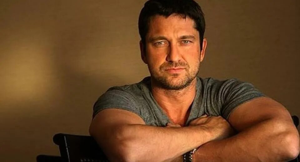 Мужчины после 40. Что нужно мужчине в 40. Мужчина и женщина в возрасте. Советы по сохранению здоровья. Что нужно мужчине в 40.