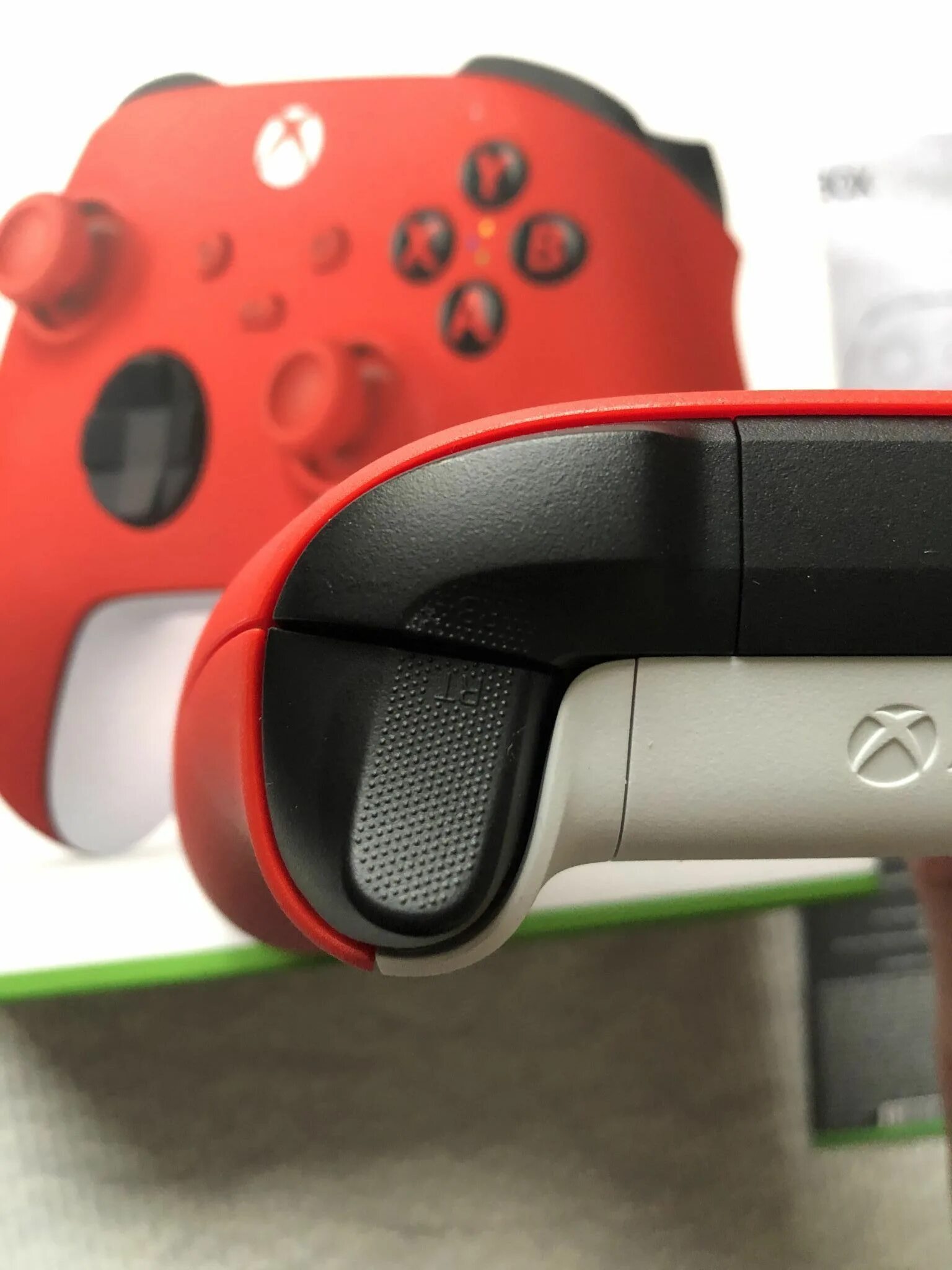Xbox series red. Джойстик хбокс сериес s красный. красный геймпад xbox series. геймпад microsoft qau-00022. геймпад microsoft xbox electric.