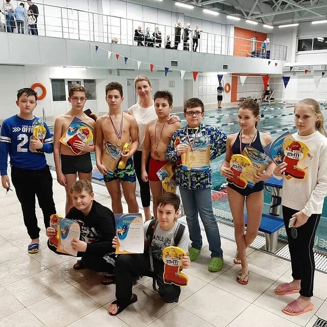 Дианема тим. Сибирь бассейн красноярск комсомольский. Swimming красноярск. Swimming красноярск. Бассейн mad wave.
