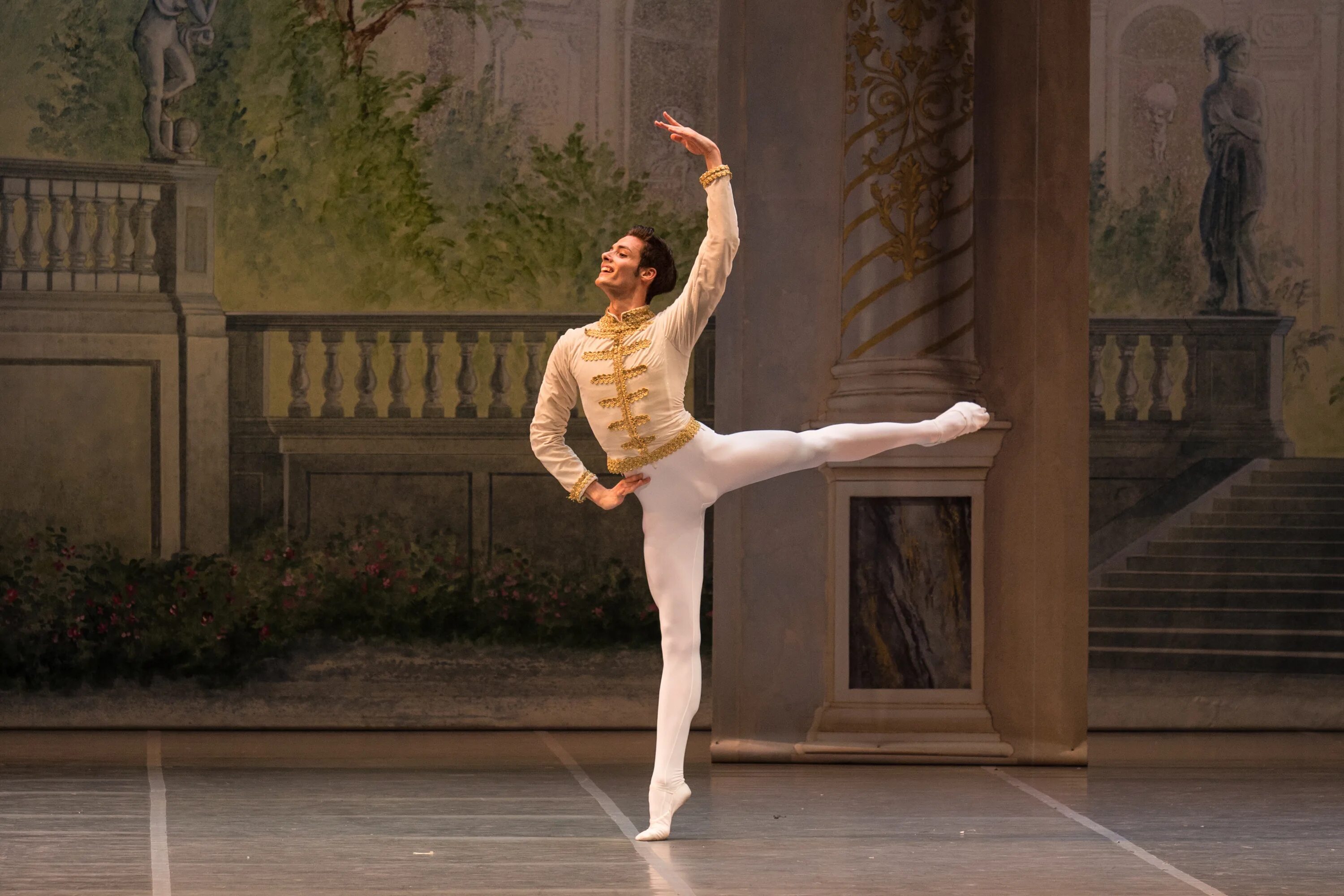 современный балет балерина. игорь цвирко большой театр. катя аксаева балет. дэвид холберг американский артист балета. Ii арабеск балет.
