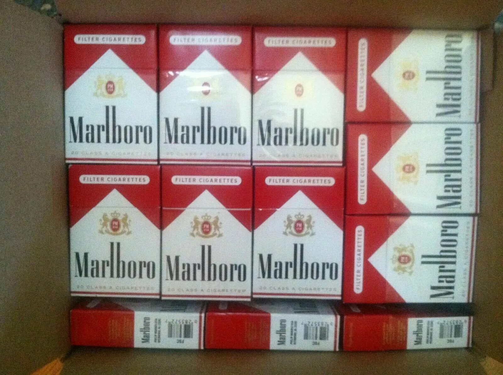 Блок сигарет Мальборо красный. Сигареты Мальборо 2023. Коллекционные сигареты Мальборо. Сигареты с фильтром Marlboro Red”.