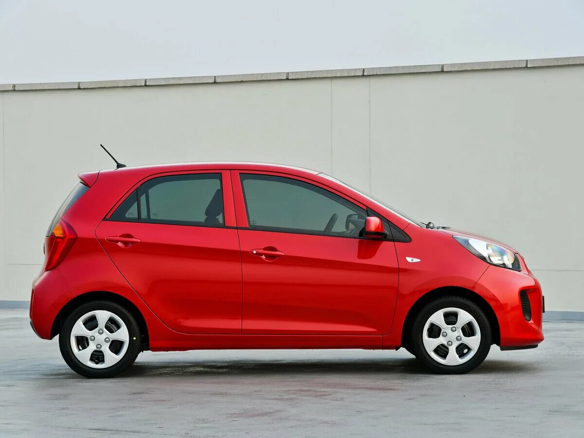 Kia Picanto красная. Kia Picanto 2015 Red. Красная машина Киа Пиканто. Красная Пиканта Киа Пиканто.