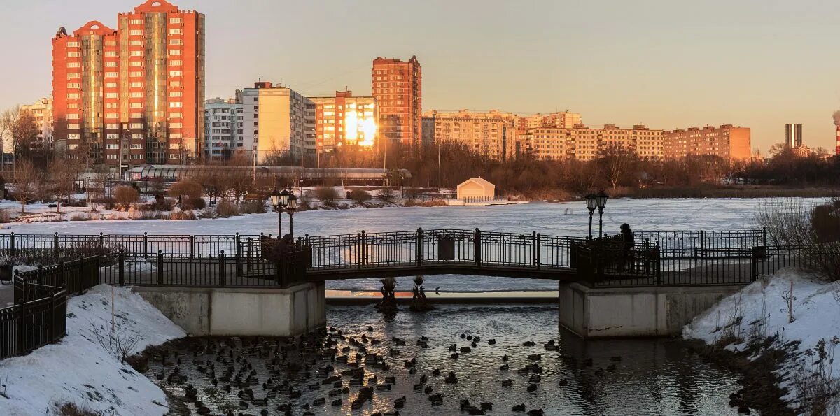 Ру мытищи московской области. Река Яуза Мытищи. Яуза сквер Мытищи. Город Мытищи Московской области. М.О. Г. Мытищи.