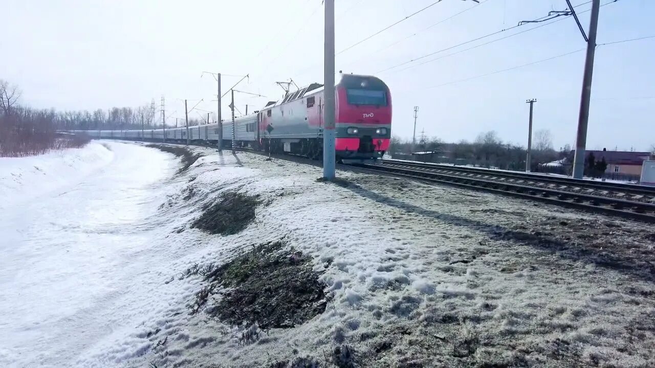 Эп2к 404. Российские поезда. Железнодорожный Локомотив. Лабытнанги железная дорога. Остановки поезда лабытнанги москва