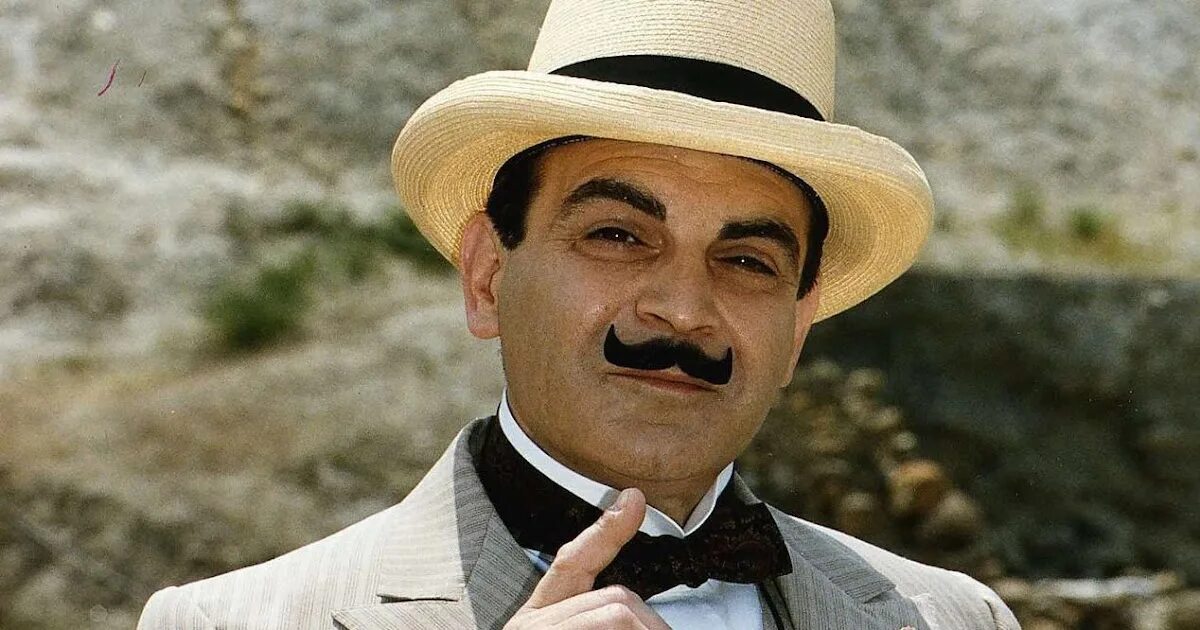 Давид суше эркюль пуаро. Альберт финни в роли эркюля пуаро. Актер сыгравший пуаро. Эркюль пуаро актер дэвид суше. Дэвид суше пуаро.