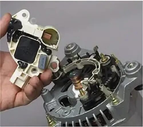 Реле регулятор фокус 2 как проверить Замена щеточного узла генератора Toyota Sprinter Marino, 1,6 л, 1993 года свои