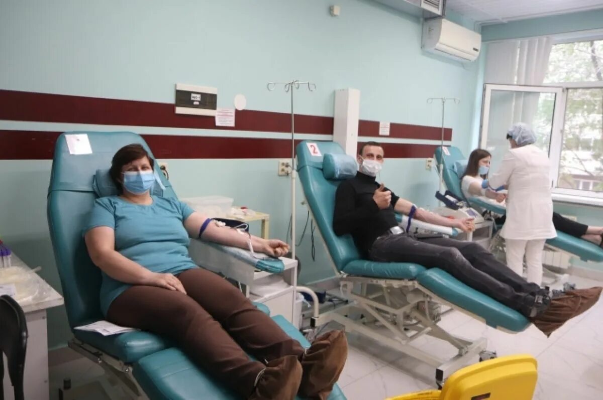 Переливание крови тюмень. День донора. Служба крови. Донор крови. Станция переливания крови Тюмень.