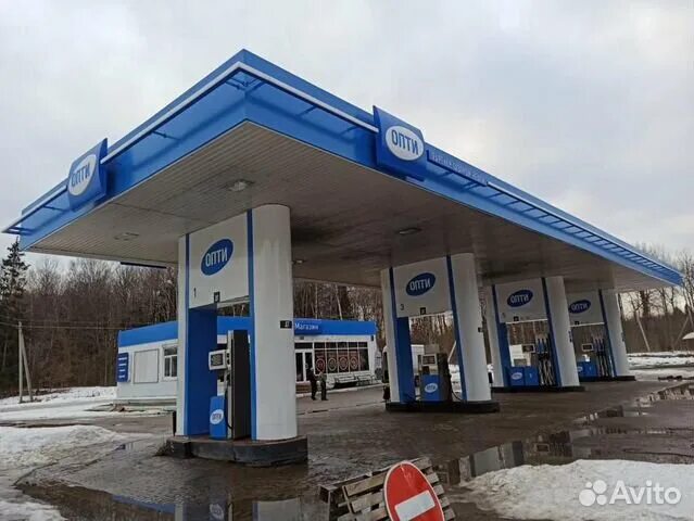 Азс холмогоры фото. Заправка по франшизе. Зеленый кари заправка. Азс кедр. Готовая бизнес азс.