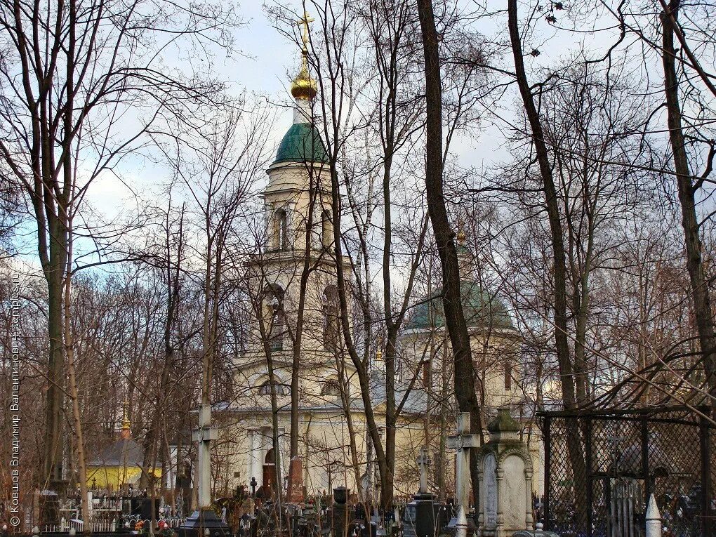ваганьковское кладбище в москве храм. церковь на ваганьковском кладбище. храм святителя николая в старом ваганьково. 1824 — храм воскресения словущего на ваганьковском кладбище.