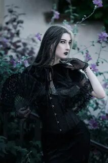 La goth girl