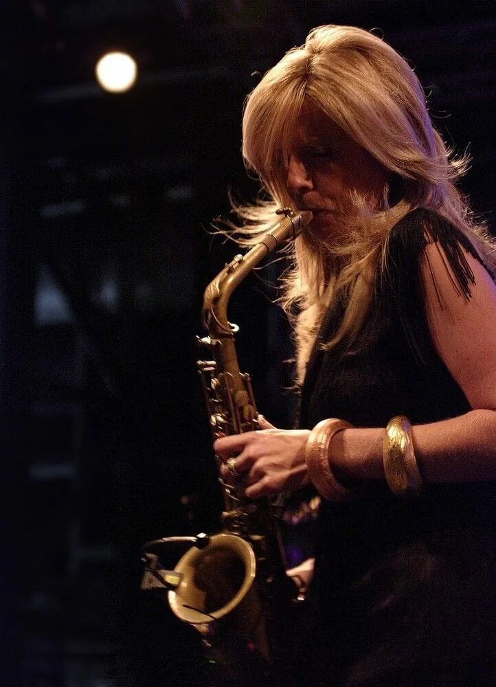 Candy dulfer саксофон и гитара. Кэнди далфер. кэнди далфер саксофон. кэнди далфер молодая. кэнди далфер в молодости.