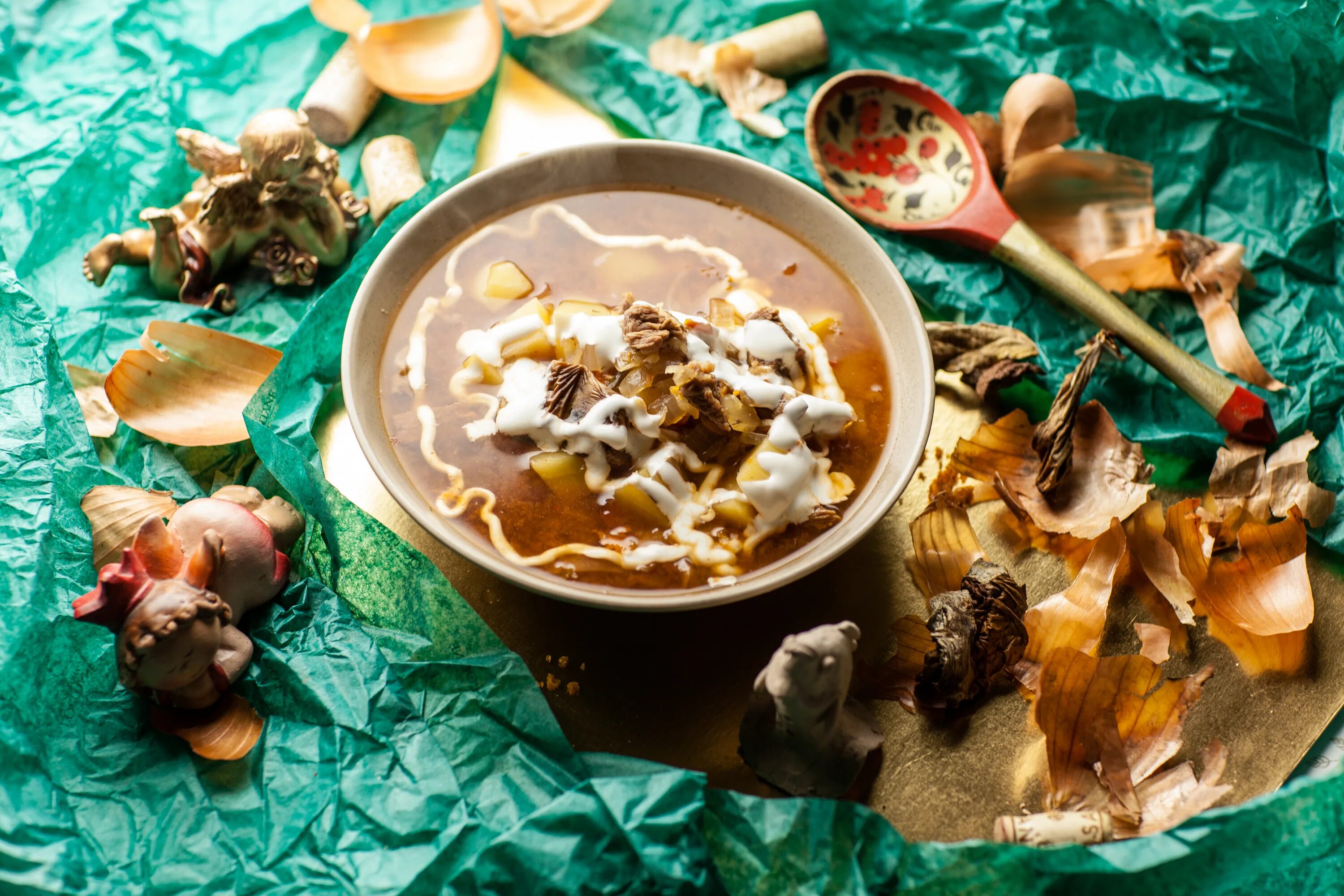 Шампиньоны в соусе. Грибная похлебка из белых грибов сухих. Сушеные грибы со сметаной. Сушеные грибы со сметаной. Сушеные грибы со сметаной.