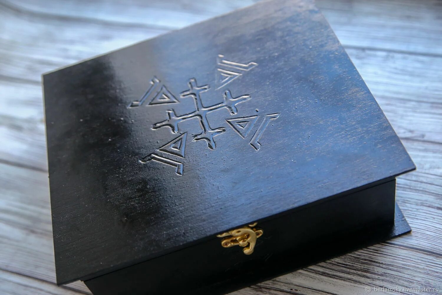 Колдовские куклы. Анимизм вера в духов. Индейцы тотемизм и анимизм. Ритуал фэнтези. Шаман живопись.