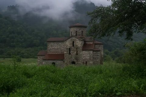 Средний храм