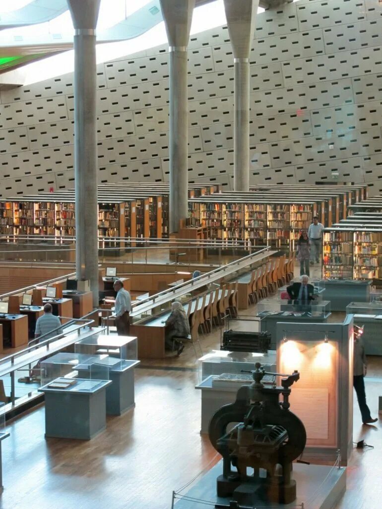 Александрийская библиотека находилась. Новая Александрийская библиотека Египет. Библиотека в Александрии египетской. Достопримечательности Египта Александрийская библиотека.