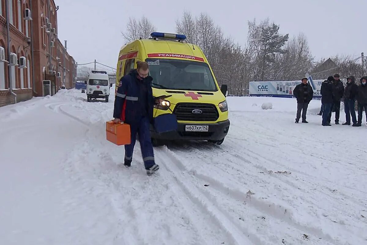 Спасение горняков 2024. Взрыв на шахте «Листвяжная» (2021). Шахта Листвяжная. Шахта Листвяжная Кемеровская область авария 25 ноября. Шахта Листвяжная авария 25 ноября 2021 года.