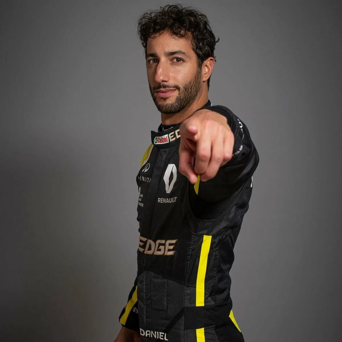 Ricciardo. Даниэль риккардо гонщик. Дэн риккардо. Даниэль риккьярдо. Даниэль риккардо австралийский автогонщик.