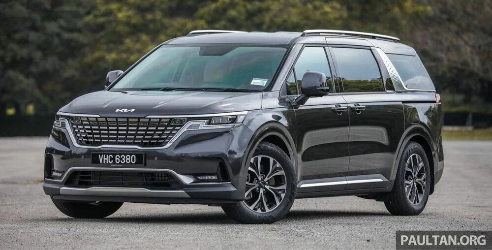 2022 Kia Carnival EX Yearlong Review: Trailer Hitch Install for Cargo Basket - Y