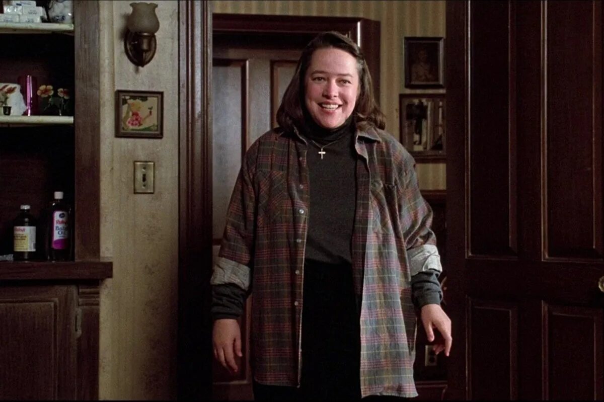 Мизери. Кэти бейтс мизери. кэти бейтс «мизери» (1990). энни уилкс мизери. кэти бейтс энни уилкс.
