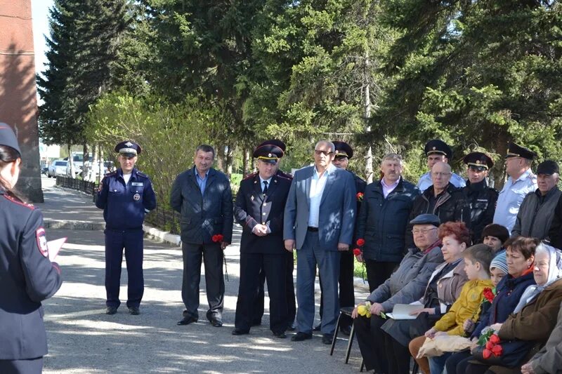 Омвд первомайский. Начальник полиции Мамонтовского района Алтайского края. Полиция Мамонтовского района Алтайского края. ОМВД село Алтайское. ОМВД по Первомайскому району Алтайского края.