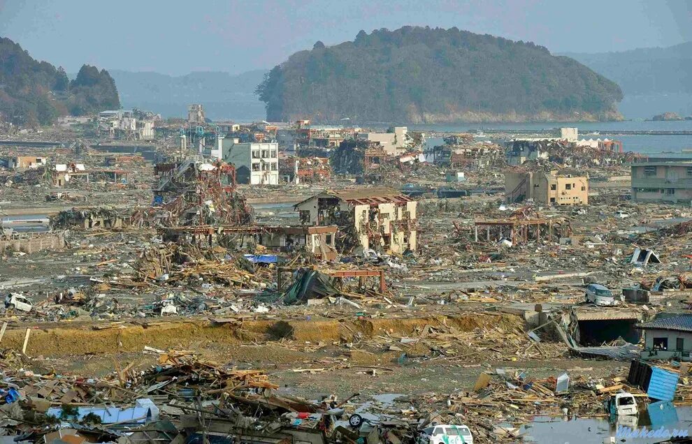 где было последнее цунами. япония 2012 цунами. цунами 2011 года в японии. где было последнее цунами. цунами фукусима 2011.