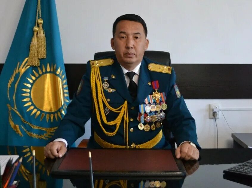 Министр обороны казахстана сакен жасузаков. Султан стамбеков. Полковники казахстана. Казахстан министр обороны талгат. Министр обороны рк генерал-полковник сакен жасузаков.