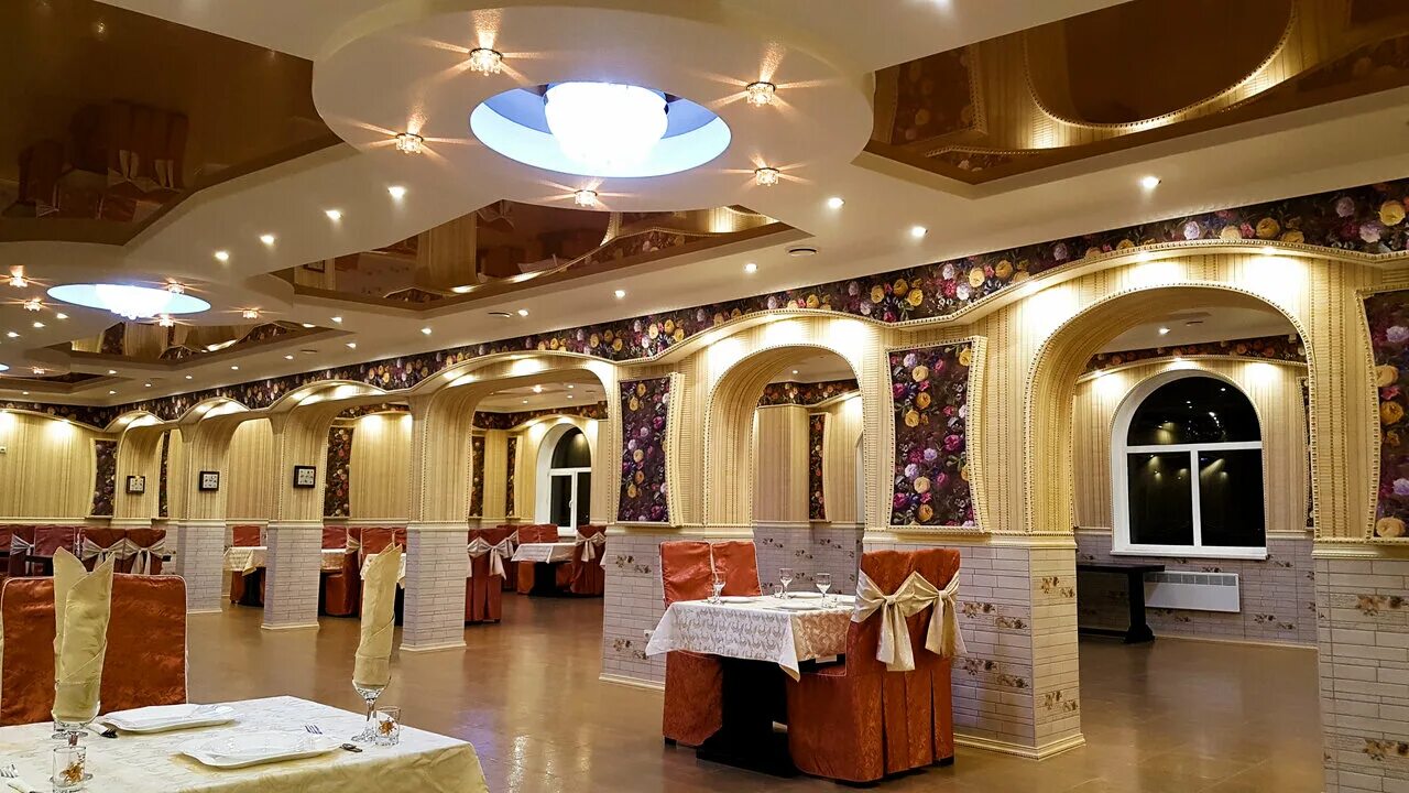 бульвар красных зорь 8. кафе прандиум. галакт гостиница персонал. б-р красных зорь, 24. бульвар красных зорь 8.