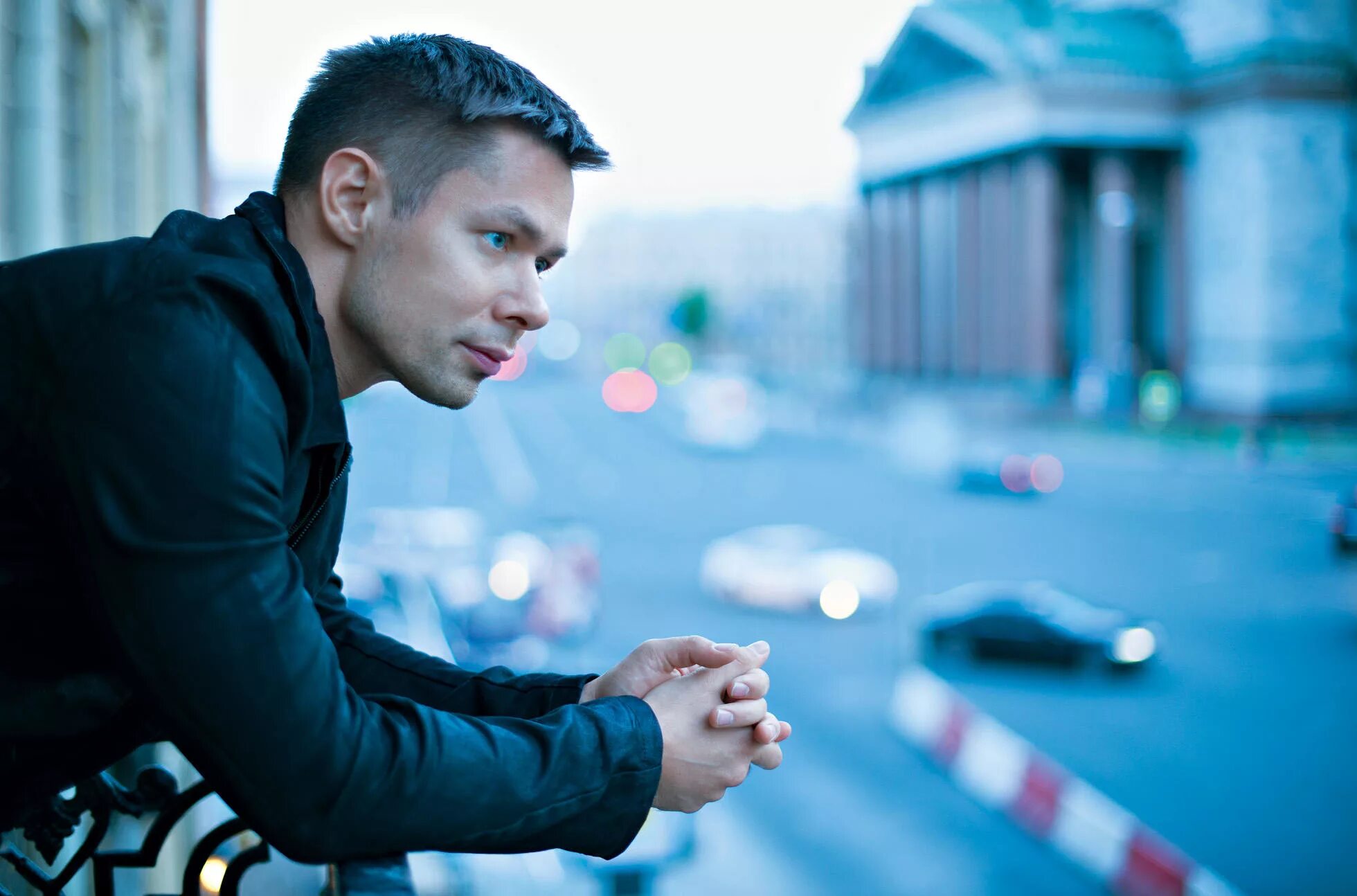 Как начать карьеру певца. Очки певца the weeknd. Как начать карьеру певца. Певец звонкий 2020. Очки the weeknd.