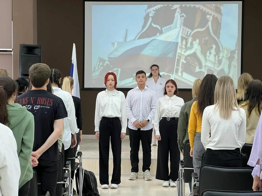 Общество без будущего. Колледж будущего. общество будущее.